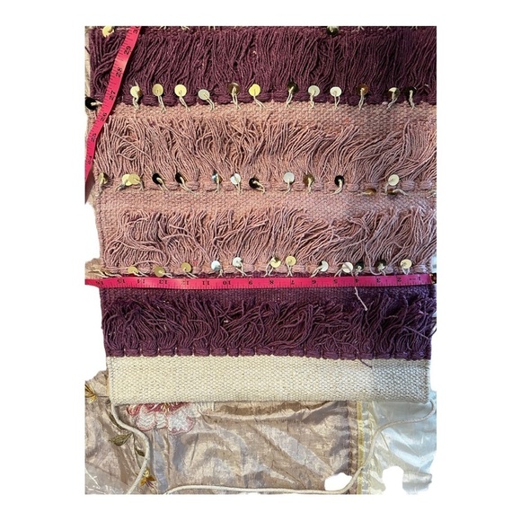 Handwoven tufted wall tapestry.  New with tags - Picture 8 of 10